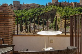 Image de Apartamentos Turisticos Alhambra