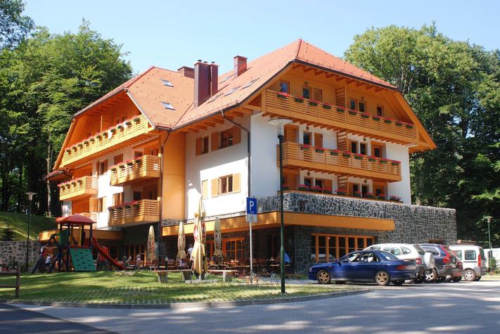 voir les prix pour Aparthotel Snjezna Kraljica