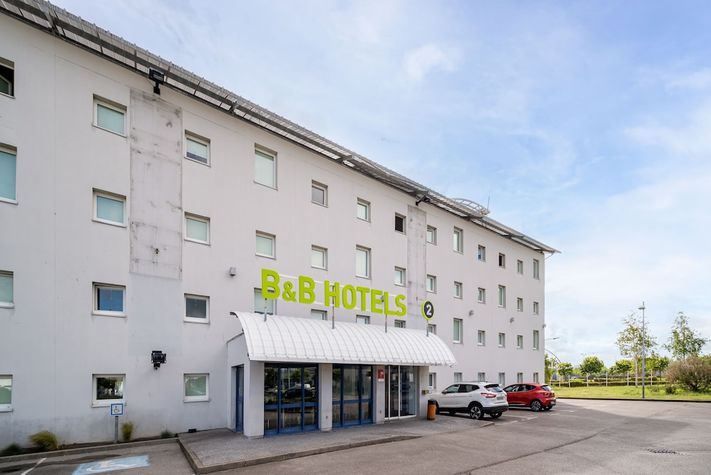 voir les prix pour B&B HOTEL Calais Terminal Cité de l'Europe 2 étoiles