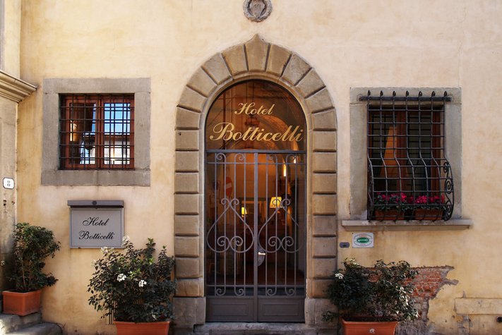 voir les prix pour Botticelli Hotel