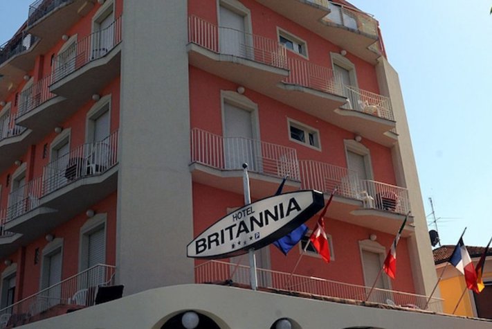 voir les prix pour Britannia