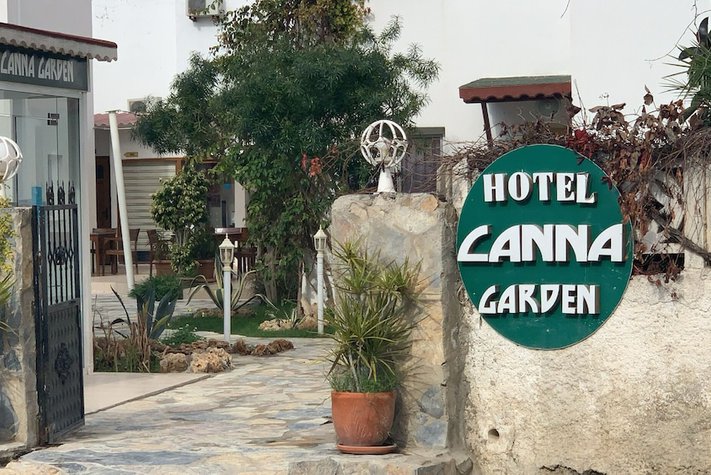voir les prix pour Canna Garden Hotel - Adults Only
