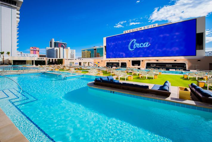 voir les prix pour Circa Resort & Casino – Adults Only