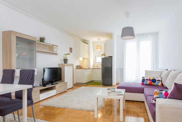voir les prix pour Cute and Sunny Studio in Zagreb With Balcony and Free Garage