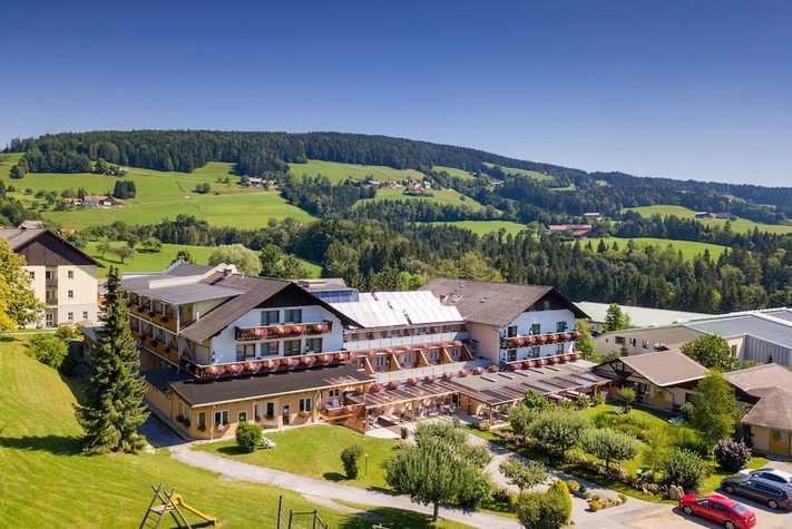 voir les prix pour Der Trattner - Hotel Trattnerhof & Hotel Schöcklblick