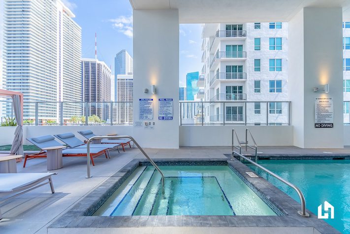 voir les prix pour Downtown Miami Condos by Lua Host