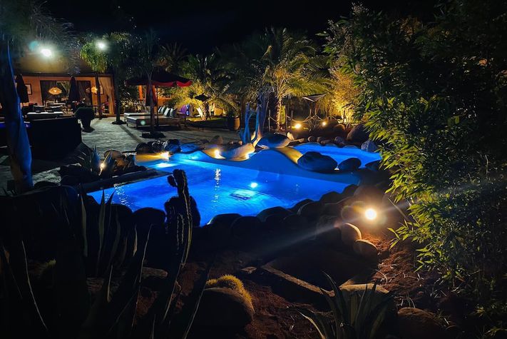 voir les prix pour Eden Lodges