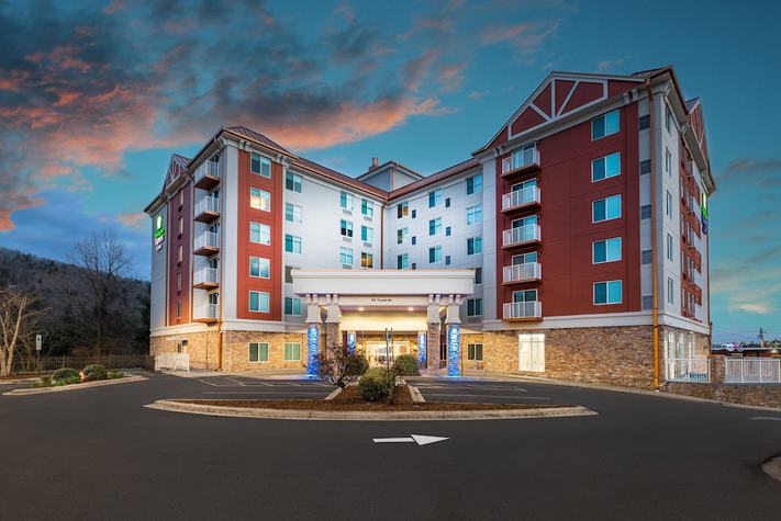 voir les prix pour Holiday Inn Express & Suites Asheville Downtown, an IHG Hotel