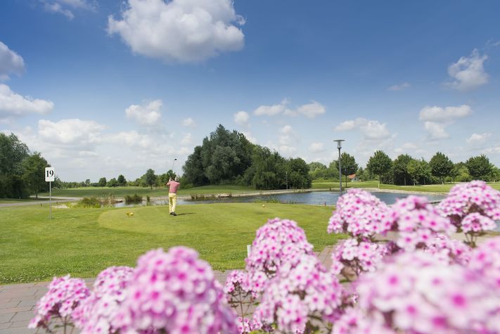 voir les prix pour Hotel Absolute Golfresort Gernsheim