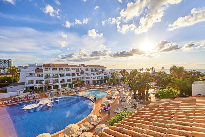 voir les prix pour Hotel Club Bahamas Ibiza - All-Inclusive