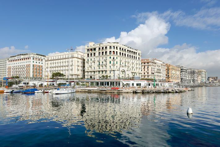 voir les prix pour Hotel Excelsior Naples