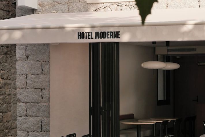 voir les prix pour Hotel Moderne