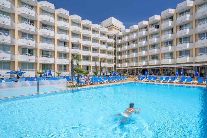 voir les prix pour Hôtel Oasis Tossa