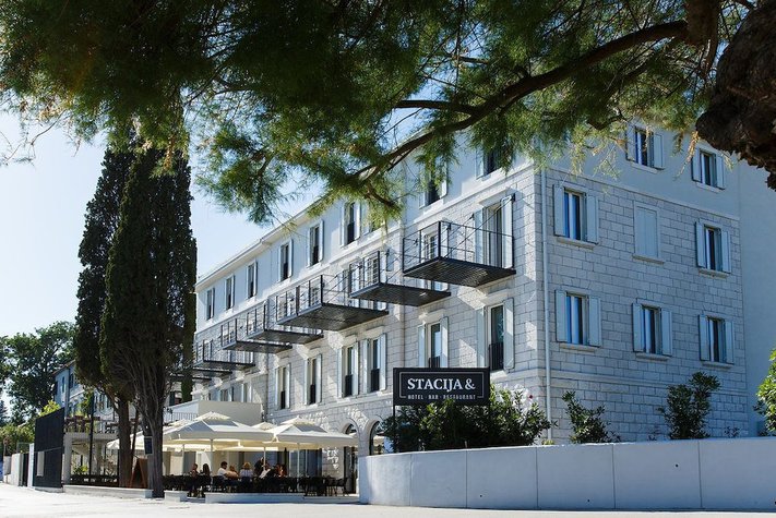 voir les prix pour Hotel Stacija