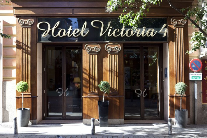 voir les prix pour Hotel Victoria 4