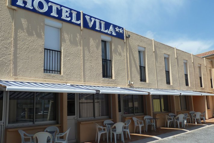 voir les prix pour Hotel Vila