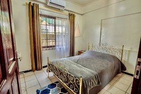 Image de Impeccable 2-bed Apartment in Paramaribo