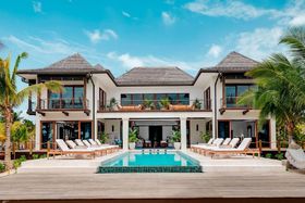 Image de Kempa Kai 7 Bedroom Home by Redawning