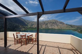 Image de Lakescape Villa In Kournas - Amazing View