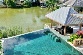 Image de Lakeview Pool Villa Near the Beach- VCS1