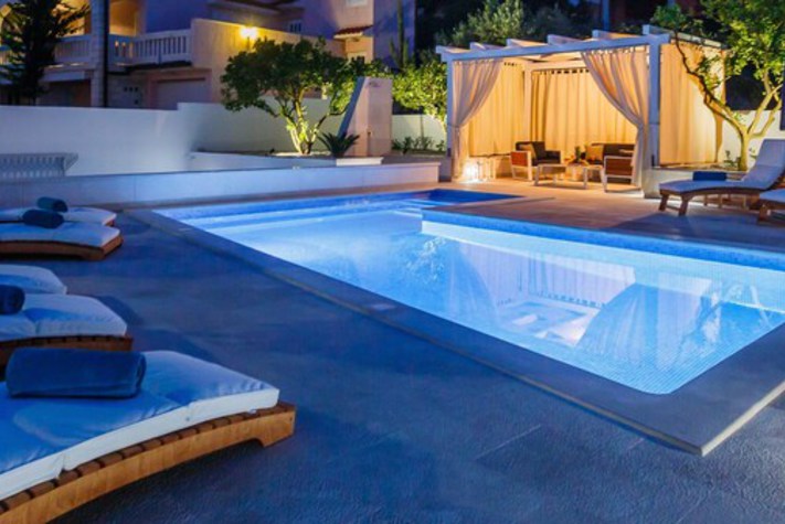 voir les prix pour Luxury  Apartments Giovanni with  pool