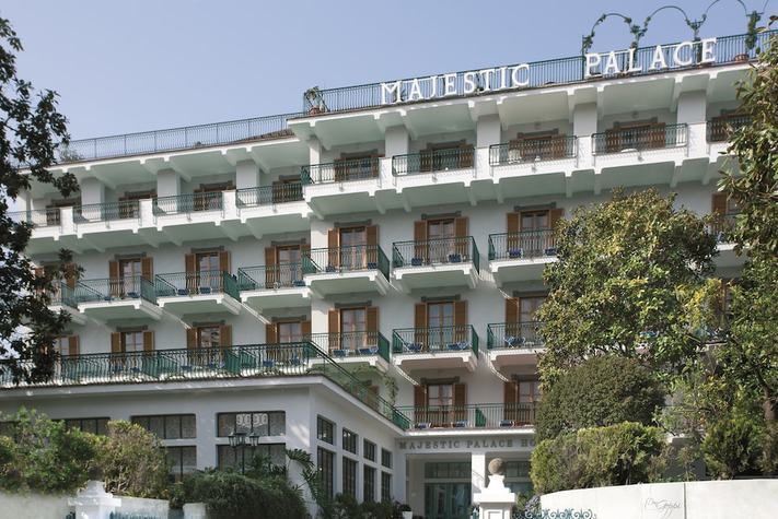 voir les prix pour Majestic Palace Hotel