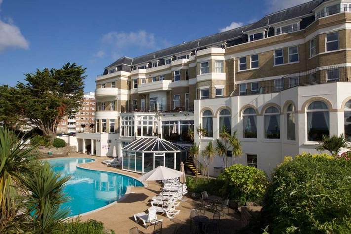 voir les prix pour Menzies Hotels Bournemouth - Carlton