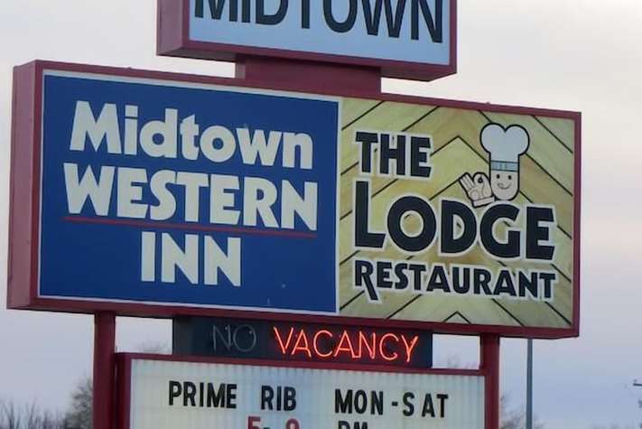 voir les prix pour Mid Town Western Inn