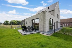Image de Modern Holiday Home in Ronse With Garden