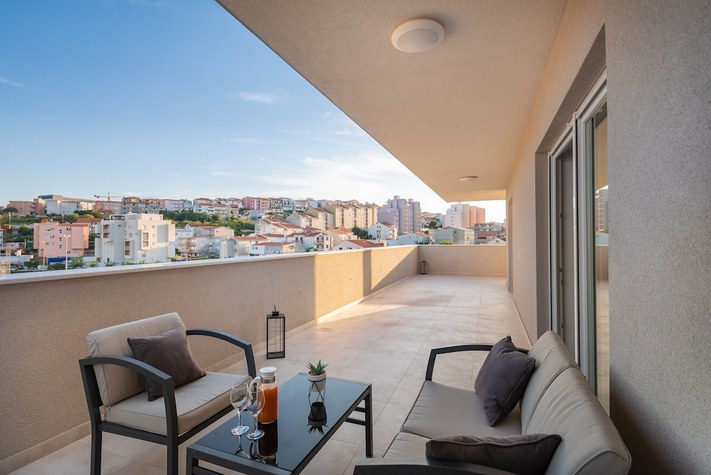 voir les prix pour New Luxury 3-bedroom Penthouse With Huge Terrace