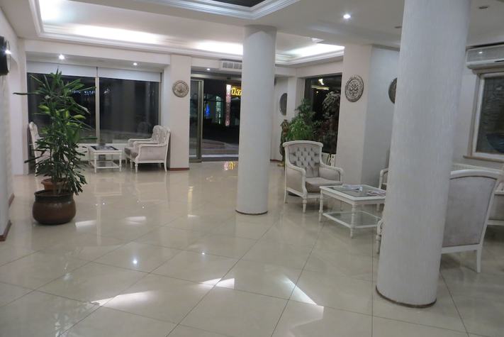 voir les prix pour Ozilhan Hotel