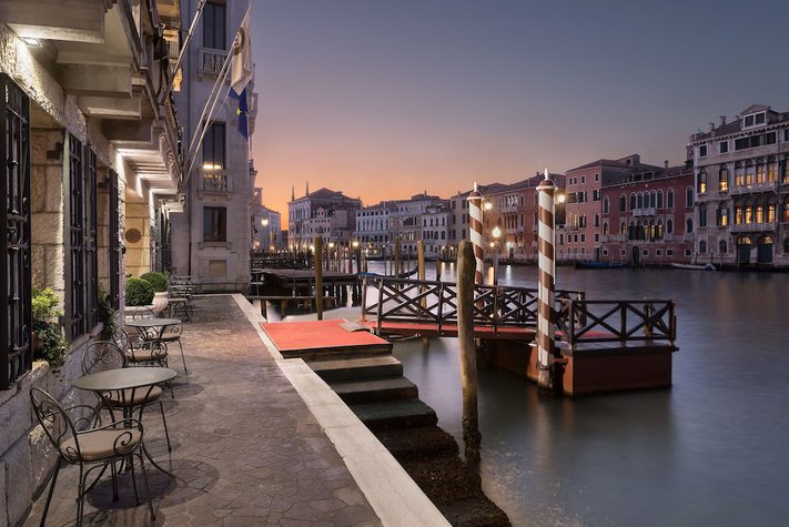 voir les prix pour Palazzo Sant'Angelo Sul Canal Grande - A Sina Hotel