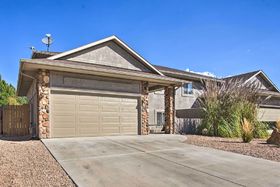 Image de Pet-friendly Grand Junction Townhome With Yard!