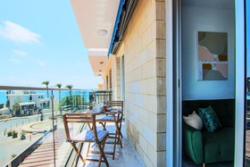 Image de Phaedrus Living: Seaside Luxury Flat Athina 21