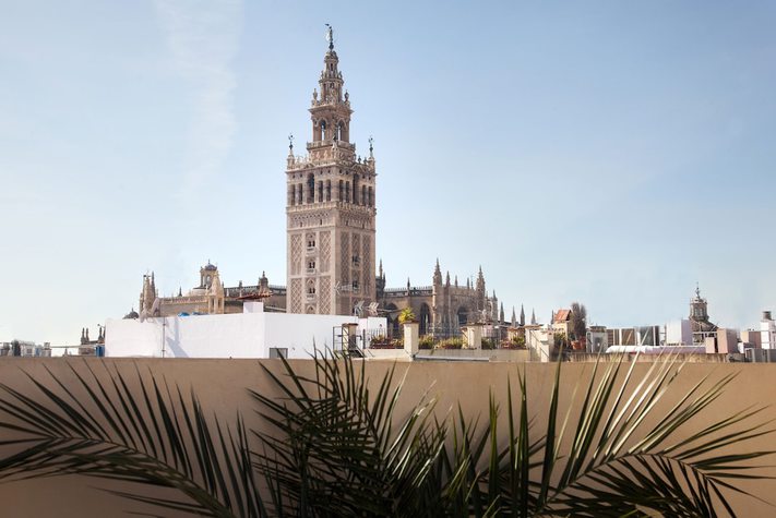 voir les prix pour Q&Q Cathedral Suites Sevilla