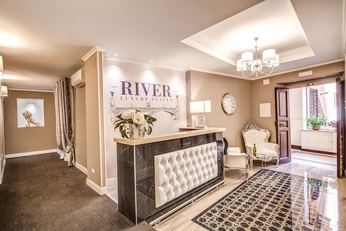 voir les prix pour River Luxury Suites