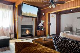 Image de Serenity by Avantstay Serenity Big Bear Cabin! With Fire Pit, Bbq!