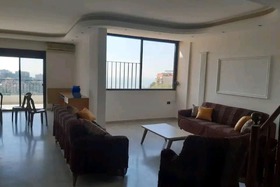 Image de Stunning 4-bed Apartment in Ain Saadeh