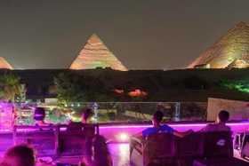 Image de Thomas Cook pyramids view
