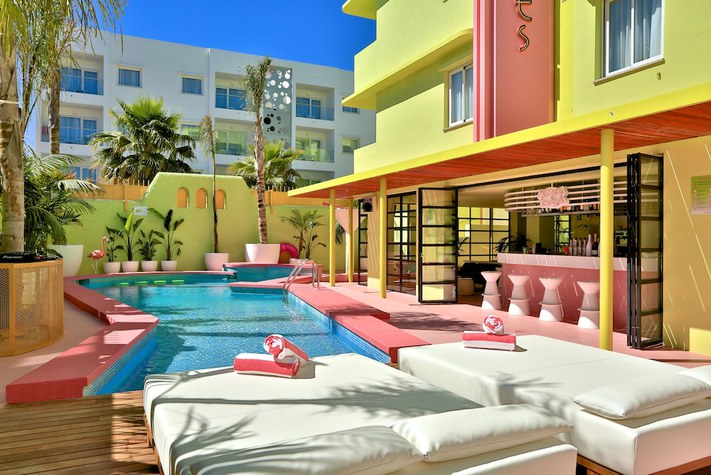 voir les prix pour Tropicana Ibiza Coast Suites - Adults Only