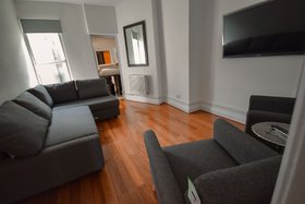 Image de Two Bedroom Apartment at Old Compton Street