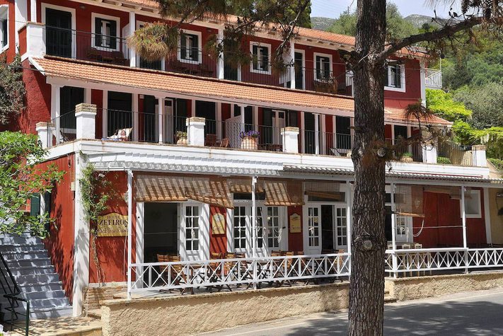 voir les prix pour Zefiros Corfu Hotel