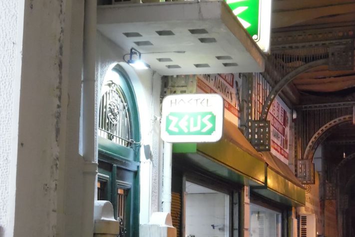 voir les prix pour Zeus Hostel