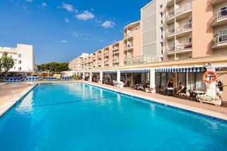 Voir les prix pour Hôtel Globales Playa Santa Ponsa