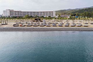 Voir les prix pour The Mitsis Ramira Beach Hotel