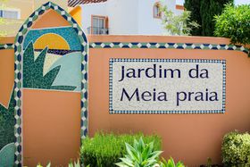 Image de Jardim Da Meia Praia Hotel