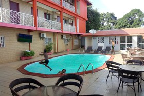 Image de Zambezi Inn Hotel