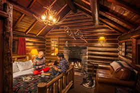 Image de Storm Mountain Lodge Cabins & Dining