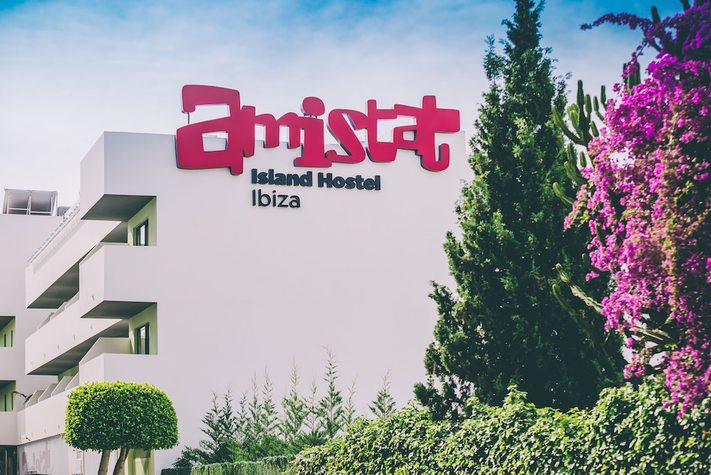voir les prix pour Amistat Island Hostel Ibiza