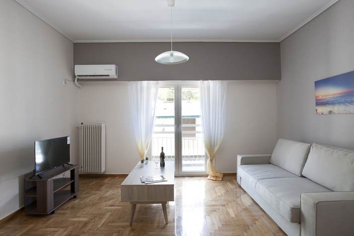 voir les prix pour Zan Moreas A Simple & Minimal Apartment